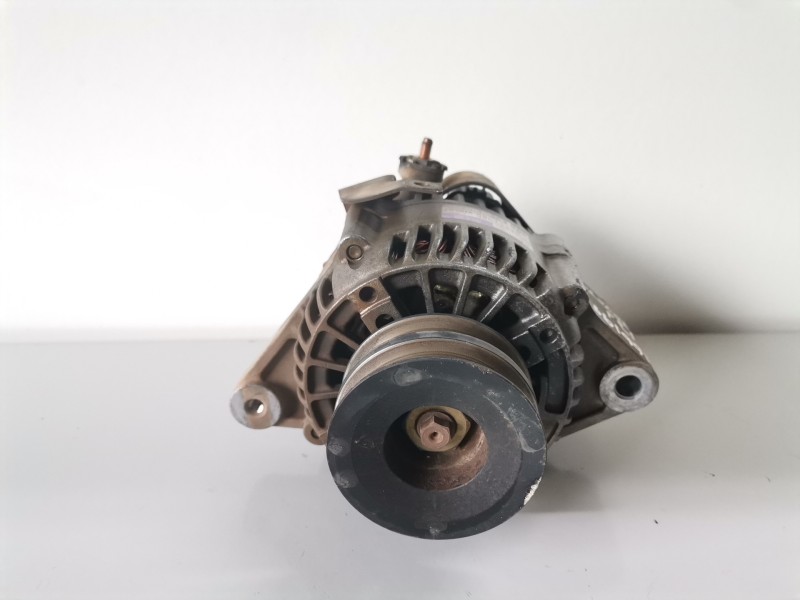 Recambio de alternador para toyota land cruiser (j9) 1kzte referencia OEM IAM 2706067110  