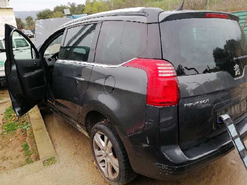 peugeot 5008 del año 2012