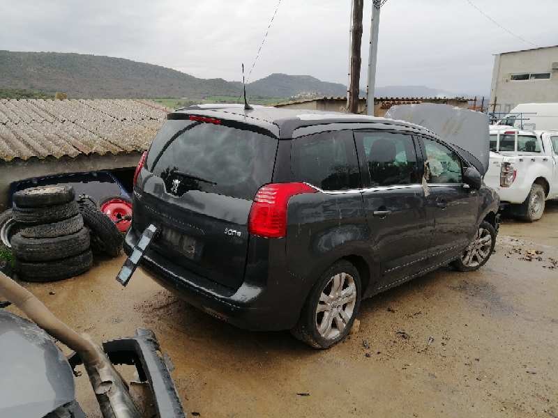 peugeot 5008 del año 2012