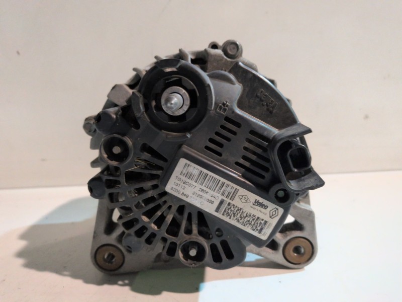 Recambio de alternador para renault megane iii berlina 5p h5f400 referencia OEM IAM 8200849752C  