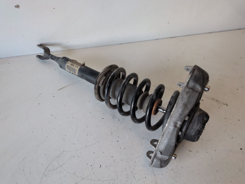 Recambio de amortiguador delantero derecho para audi a4 berlina (8e) bre referencia OEM IAM 8E0413031CT  