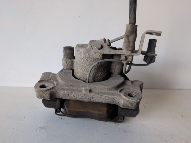 Recambio de pinza de freno delantera derecha para audi a4 berlina (8e) bre referencia OEM IAM   