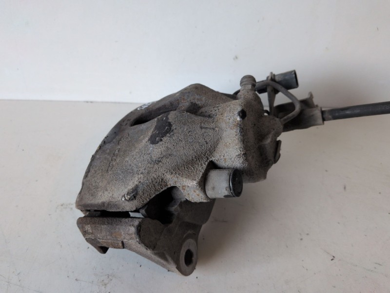 Recambio de pinza de freno delantera derecha para audi a4 berlina (8e) bre referencia OEM IAM   