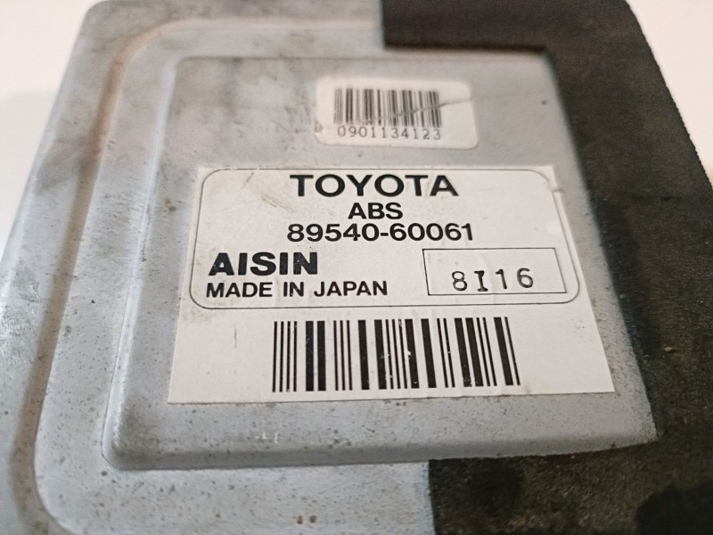 Recambio de centralita abs para toyota land cruiser (j9) 5vzfe referencia OEM IAM 8954060061  