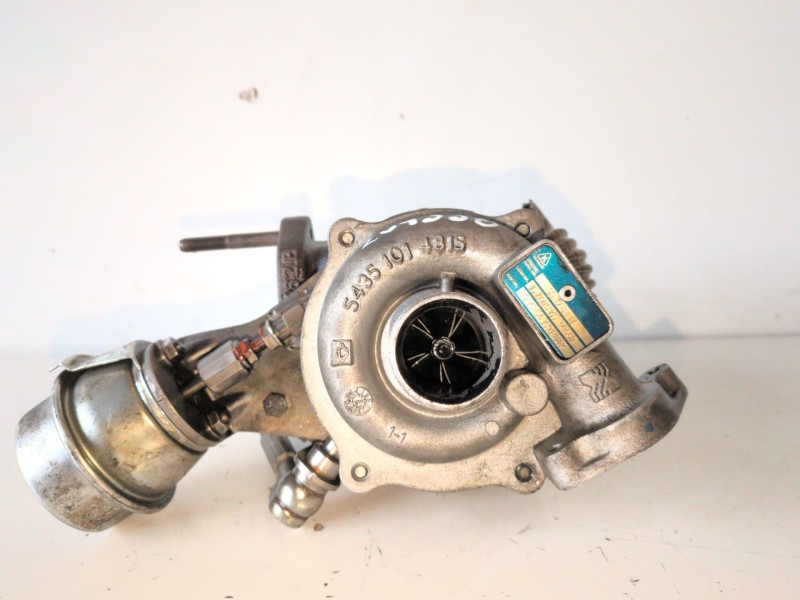 Recambio de turbocompresor para peugeot 207 9hx referencia OEM IAM 55198317  