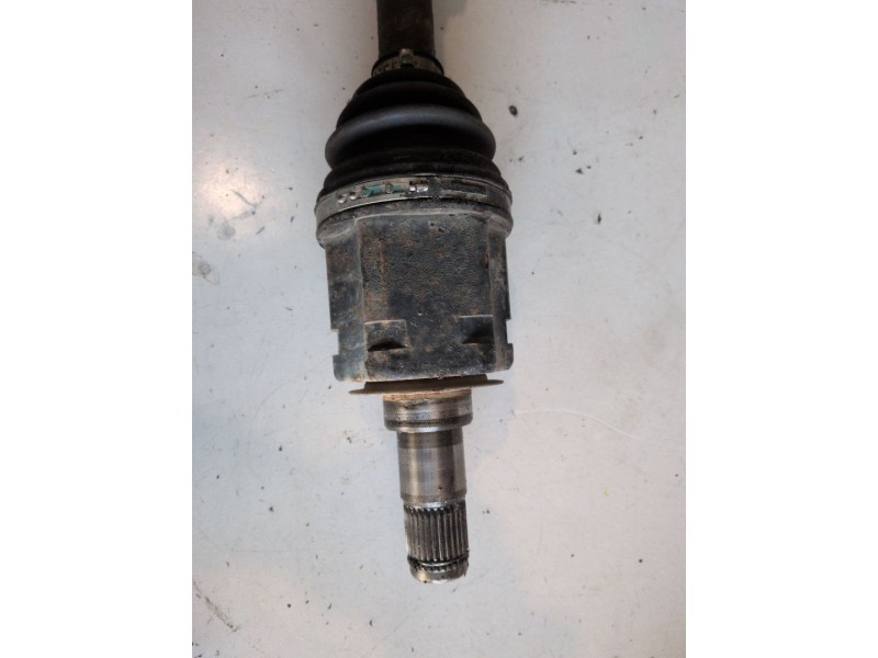 Recambio de transmision delantera izquierda para toyota hilux (kun) 1kdftv referencia OEM IAM   