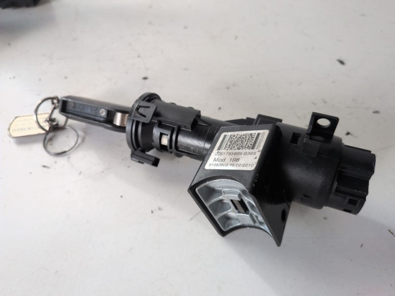 Recambio de conmutador de arranque para fiat ii bravo (198) 198a3000 referencia OEM IAM 61083600  