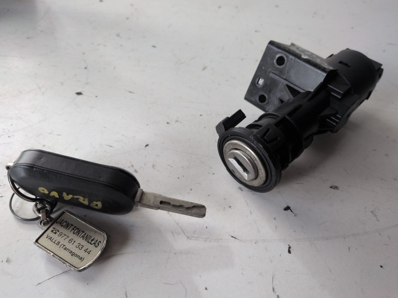 Recambio de conmutador de arranque para fiat ii bravo (198) 198a3000 referencia OEM IAM 61083600  