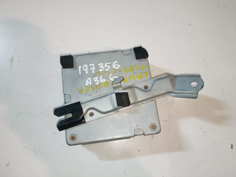 Recambio de centralita abs para toyota land cruiser (j9) 5vzfe referencia OEM IAM 8954060061  