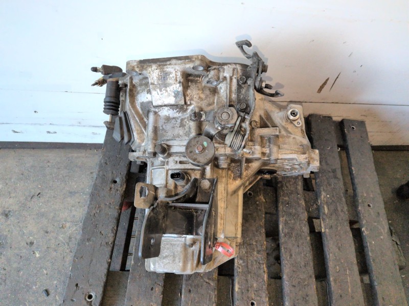 Recambio de caja cambios para hyundai accent (lc) g4ec referencia OEM IAM   