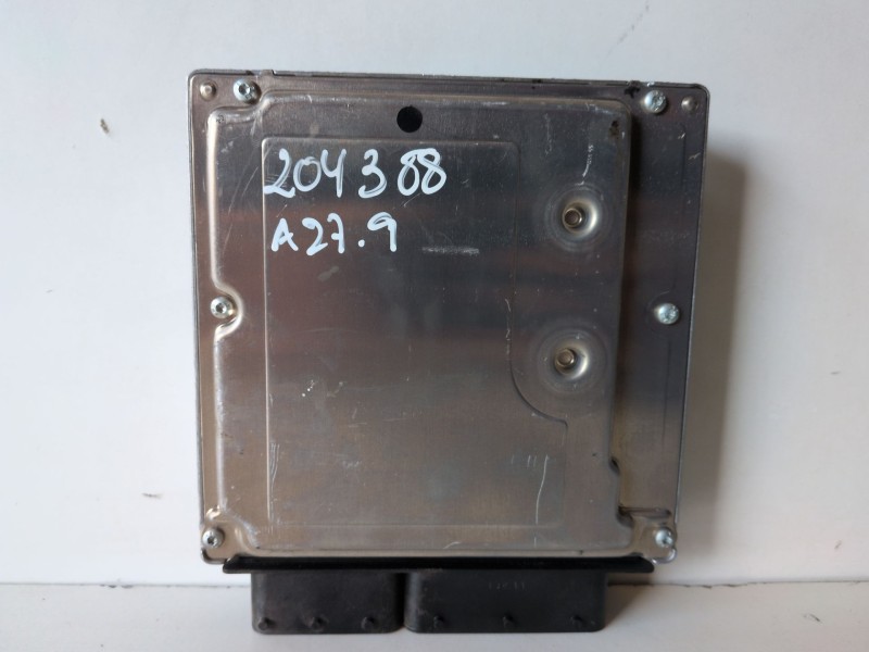 Recambio de centralita motor uce para bmw serie 3 berlina (e90) 204d4 referencia OEM IAM 7798180  