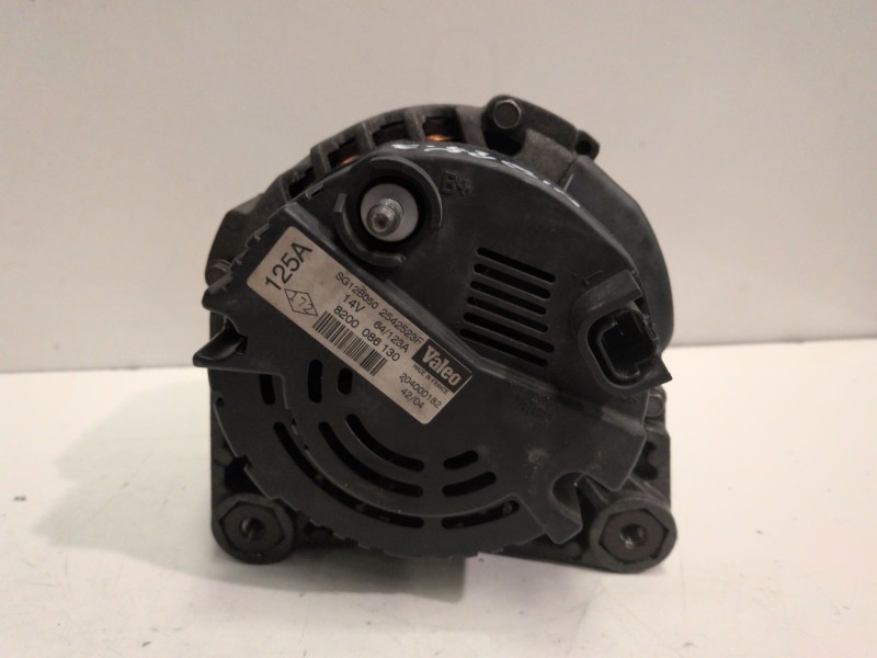 Recambio de alternador para nissan primastar (x83) f9q762 referencia OEM IAM 8200086130  