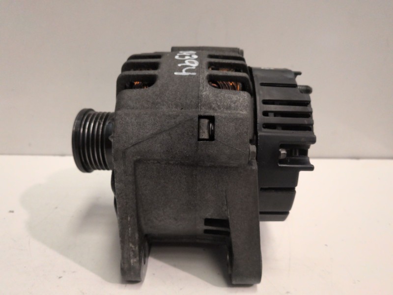 Recambio de alternador para nissan primastar (x83) f9q762 referencia OEM IAM 8200086130  