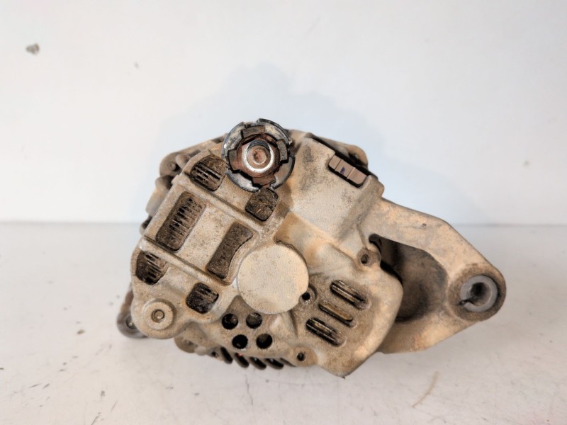 Recambio de alternador para mitsubishi l200 (ka0/kb0) 4d56 referencia OEM IAM A5TG0491ZT  