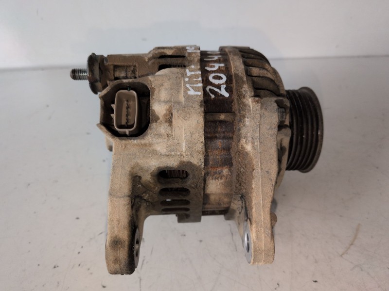 Recambio de alternador para mitsubishi l200 (ka0/kb0) 4d56 referencia OEM IAM A5TG0491ZT  