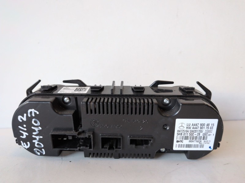 Recambio de mando climatizador para mercedes-benz vito tourer (447) r9n402 referencia OEM IAM A4479004815  
