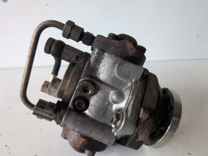 Recambio de bomba inyeccion para nissan x-trail (t30) yd22 referencia OEM IAM 2940000121  
