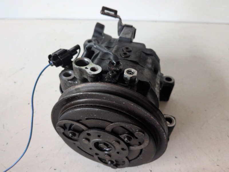 Recambio de compresor aire acondicionado para nissan x-trail (t30) yd22 referencia OEM IAM   