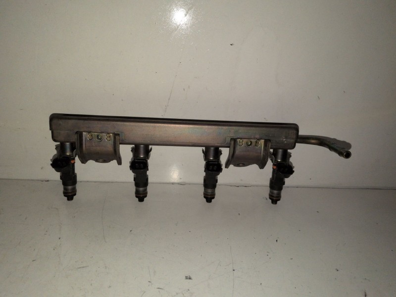 Recambio de rampa inyectora para nissan micra (k12e) cr12de referencia OEM IAM   