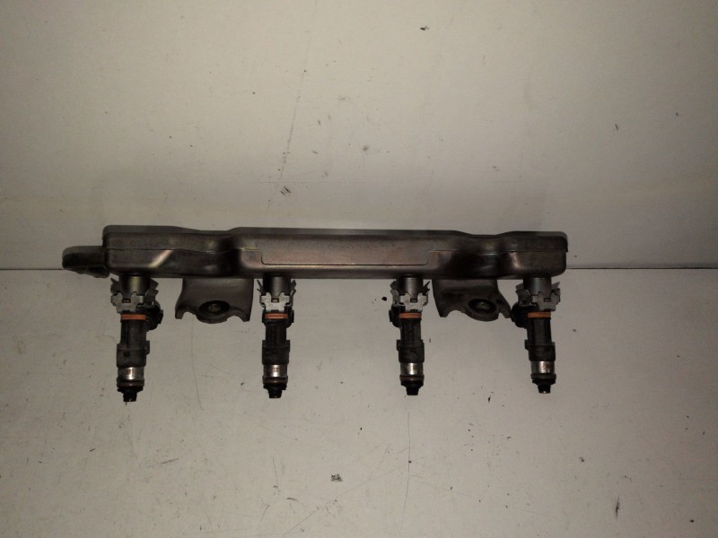 Recambio de rampa inyectora para nissan micra (k12e) cr12de referencia OEM IAM   