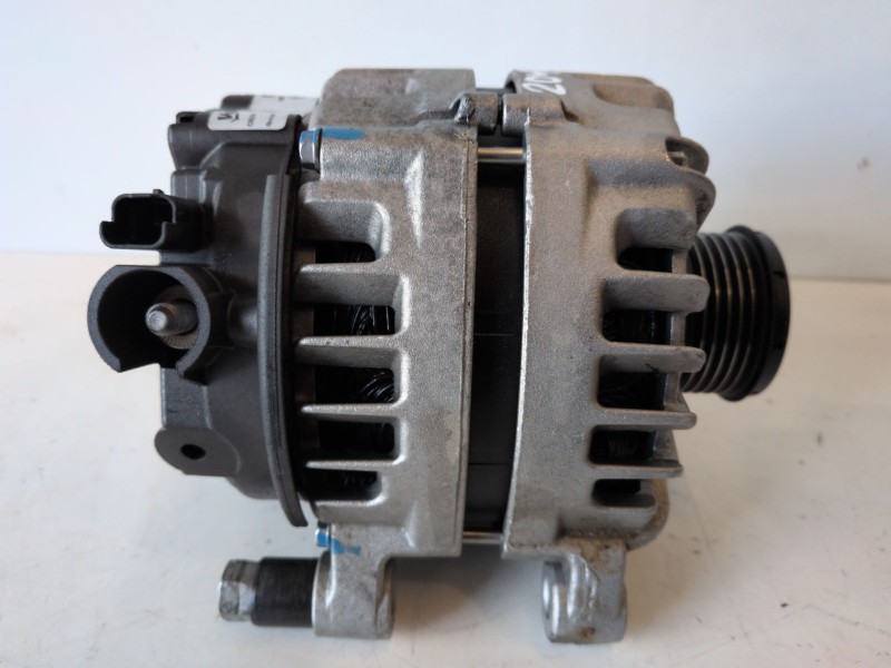 Recambio de alternador para peugeot expert tepee rh02 / rhk referencia OEM IAM 444706  
