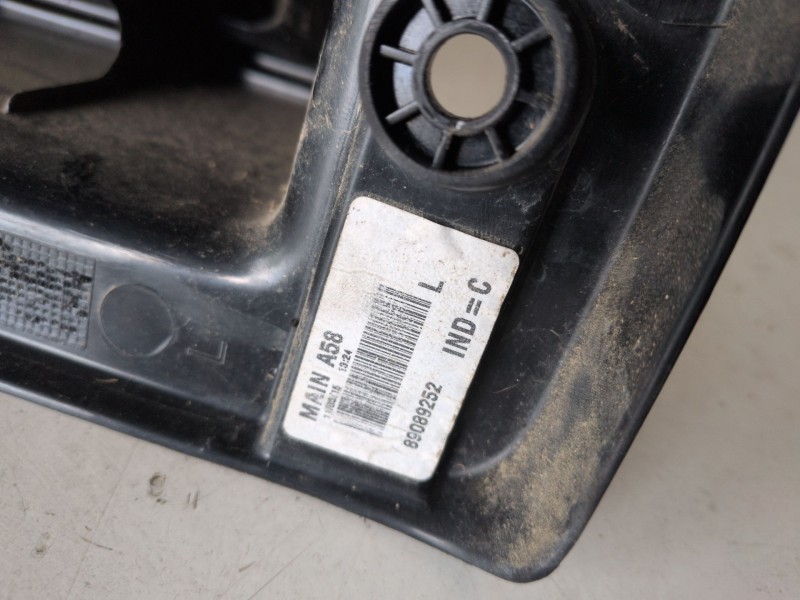 Recambio de piloto trasero izquierdo para citroen c3 picasso hn01 referencia OEM IAM 89089252  