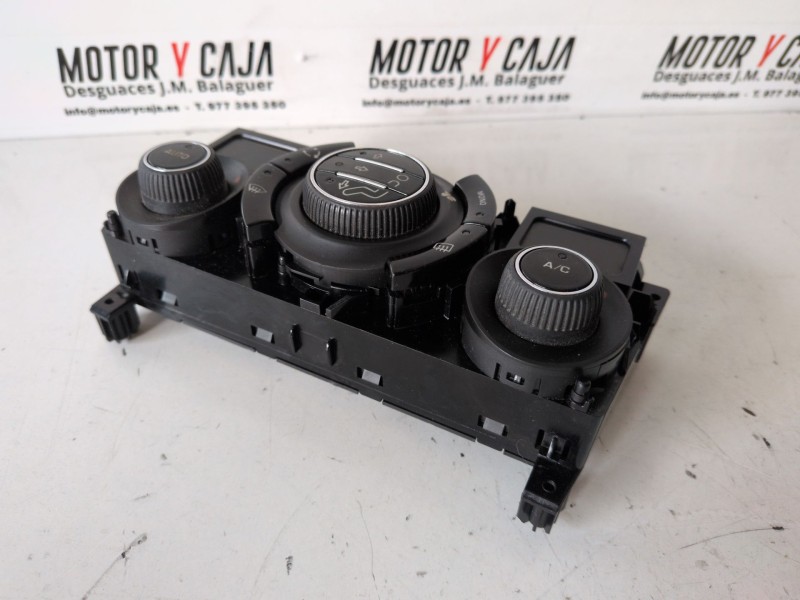 Recambio de mando climatizador para citroen c3 picasso hn01 referencia OEM IAM 96711892XU  