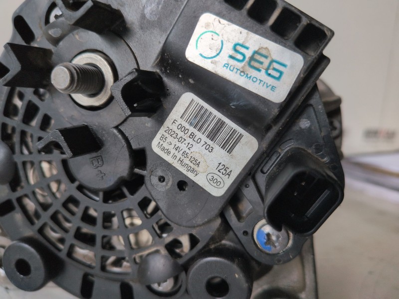 Recambio de alternador para renault kangoo i (f/kc0) k9k702 referencia OEM IAM F000BL0703  