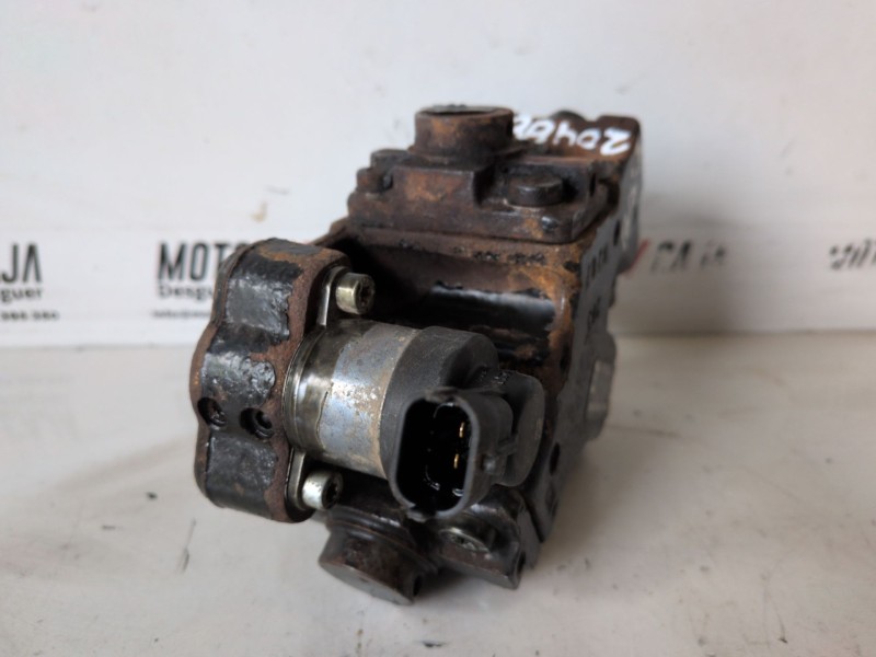 Recambio de bomba inyeccion para peugeot bipper tepee fhz referencia OEM IAM 0445010266  
