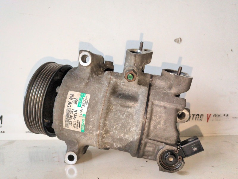 Recambio de compresor aire acondicionado para seat leon (1p1) bls referencia OEM IAM 5N0820803  