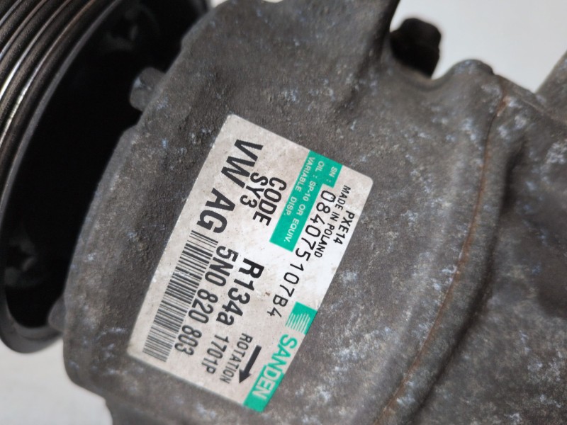 Recambio de compresor aire acondicionado para seat leon (1p1) bls referencia OEM IAM 5N0820803  