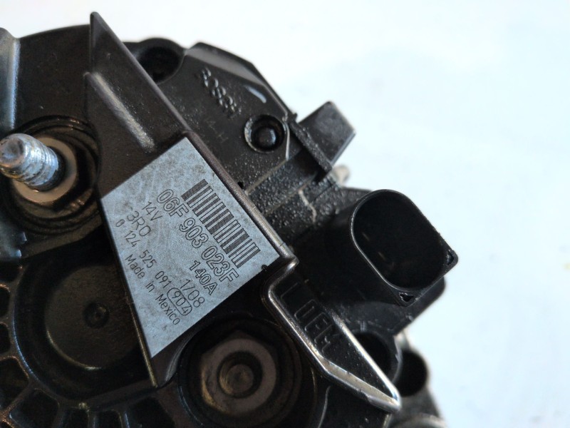 Recambio de alternador para seat leon (1p1) bls referencia OEM IAM 06F903023F  