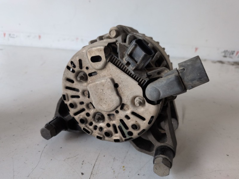 Recambio de alternador para ford fusion (cbk) f6jb referencia OEM IAM 3S6TAC  