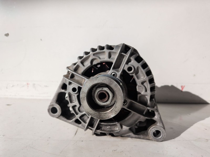 Recambio de alternador para opel zafira a y20dth referencia OEM IAM 01244150005  