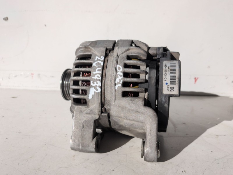 Recambio de alternador para opel zafira a y20dth referencia OEM IAM 01244150005  