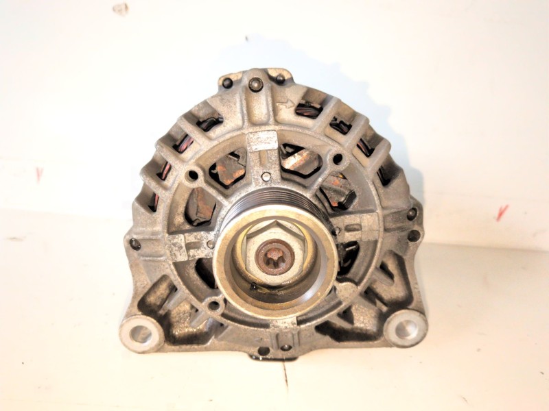 Recambio de alternador para citroen c3 kfu referencia OEM IAM 9649611780  