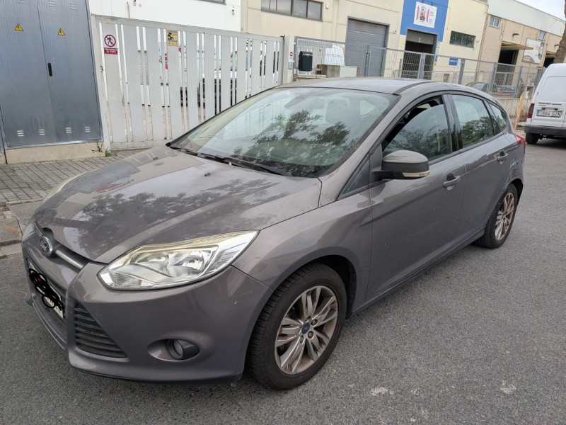 ford focus berlina (cb8) del año 2012