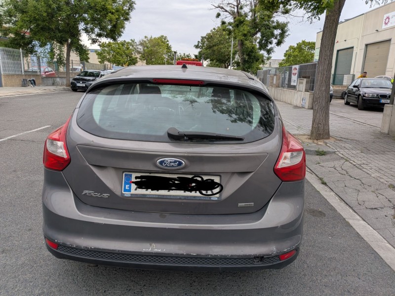 ford focus berlina (cb8) del año 2012