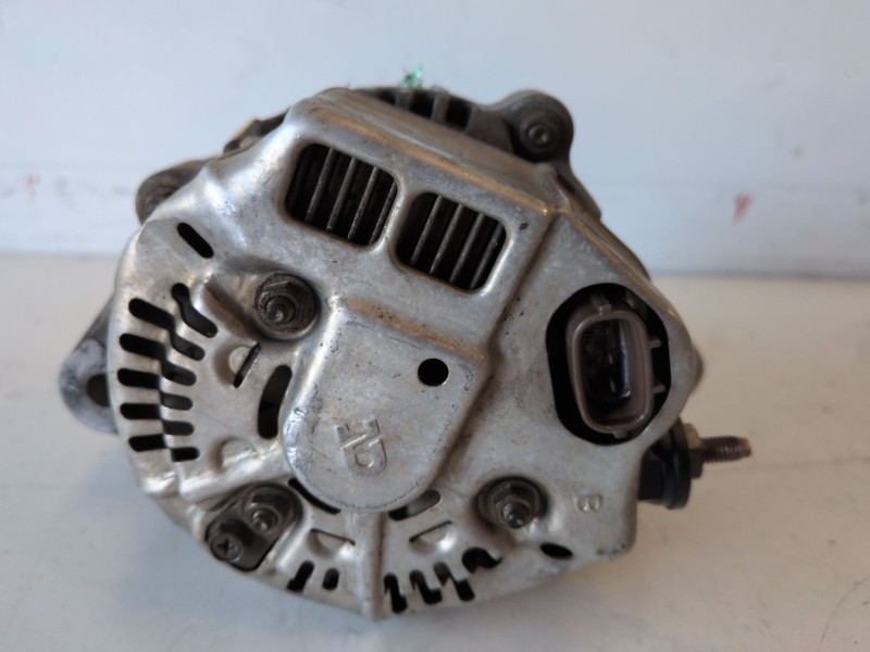Recambio de alternador para land rover freelander (ln) 18k4f referencia OEM IAM 1012119931  