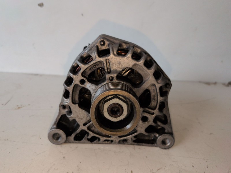 Recambio de alternador para citroen c3 pluriel kfv referencia OEM IAM 9642879480  