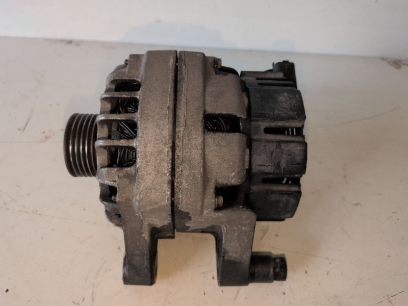 Recambio de alternador para citroen c3 pluriel kfv referencia OEM IAM 9642879480  