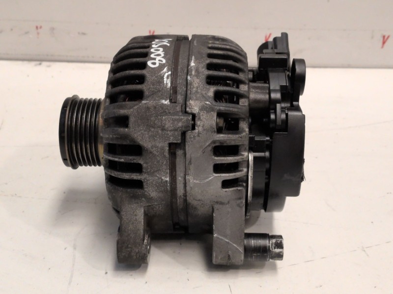 Recambio de alternador para peugeot 407 9hy referencia OEM IAM 9646321880  