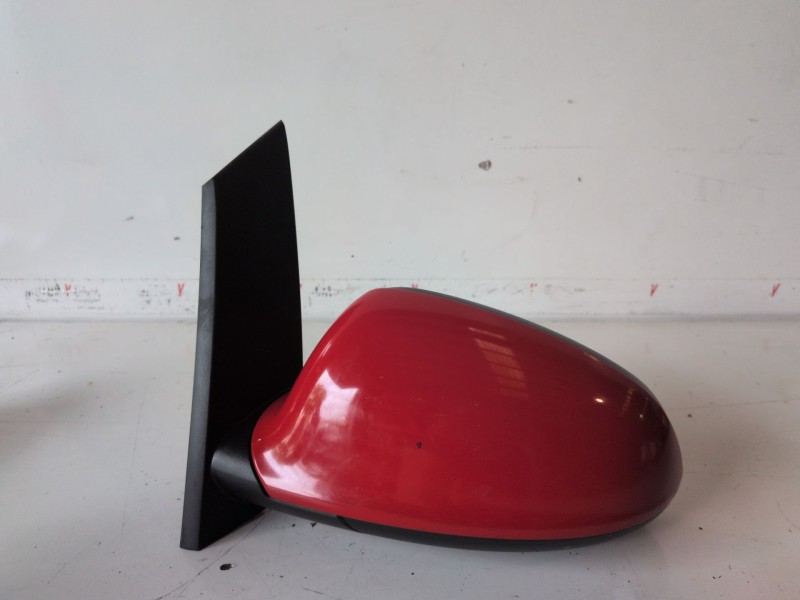 Recambio de retrovisor izquierdo para opel astra j berlina 5p a17dtr referencia OEM IAM   