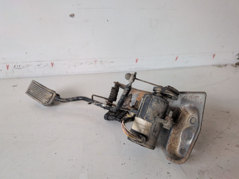 Recambio de pedal acelerador para nissan terrano ii (r20) td27ti referencia OEM IAM 0206001022  