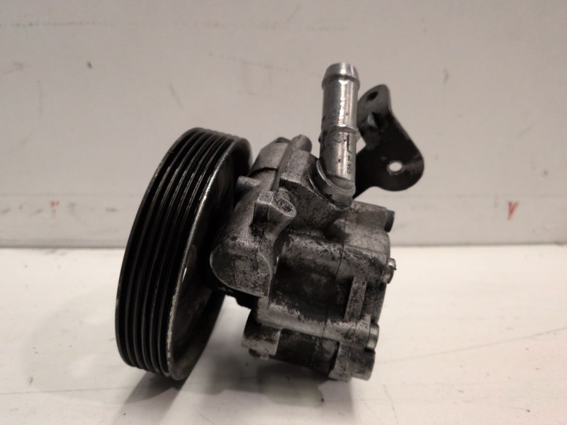 Recambio de bomba direccion para peugeot 407 9hy referencia OEM IAM 9658419280  