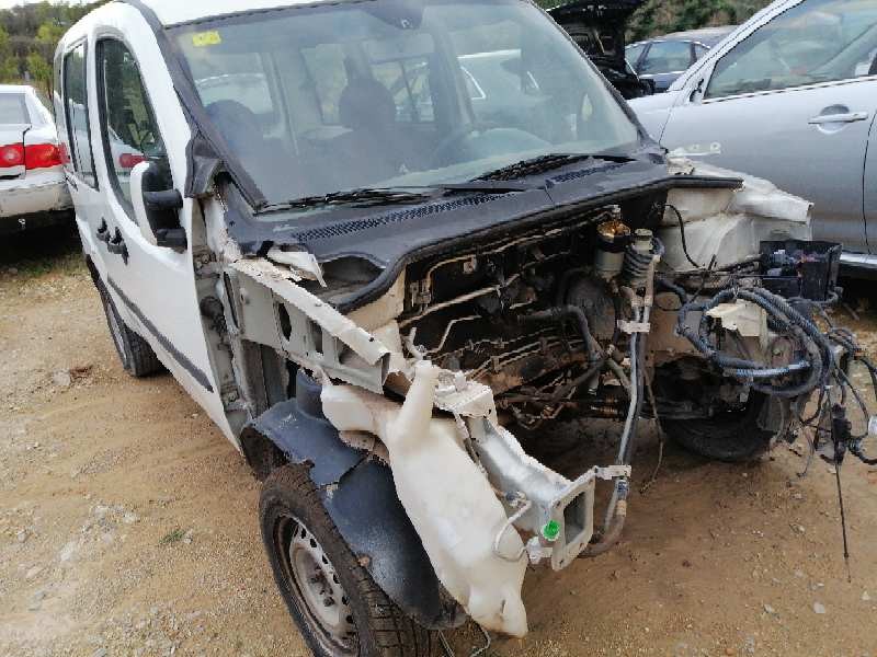 fiat i doblò (223) cargo del año 2003