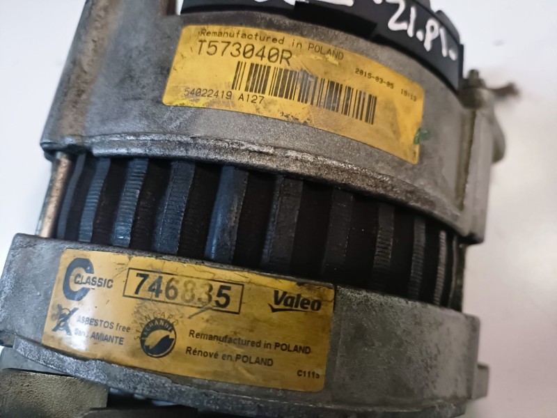 Recambio de alternador para ford fiesta berl./courier j6b referencia OEM IAM T573040R  