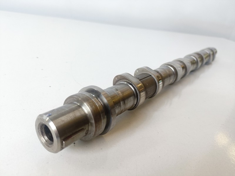 Recambio de arbol de levas para kia carnival j3 referencia OEM IAM   