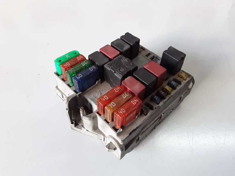 Recambio de caja reles / fusibles para fiat i doblò (119) 188a9000 referencia OEM IAM 51756263  