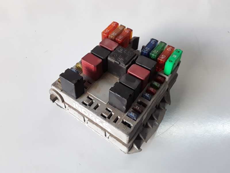 Recambio de caja reles / fusibles para fiat i doblò (119) 188a9000 referencia OEM IAM 51756263  